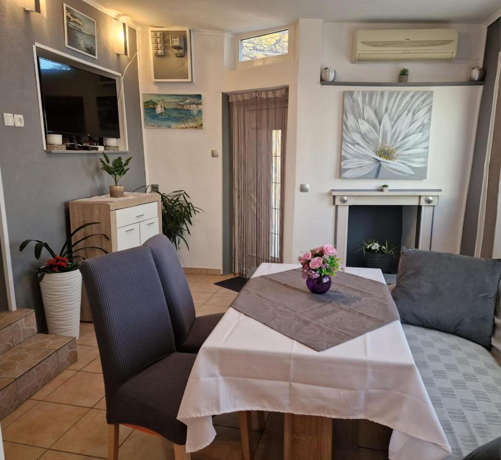 Apartment Ana Lozica With Terrace Dubrovnik Kültér fotó